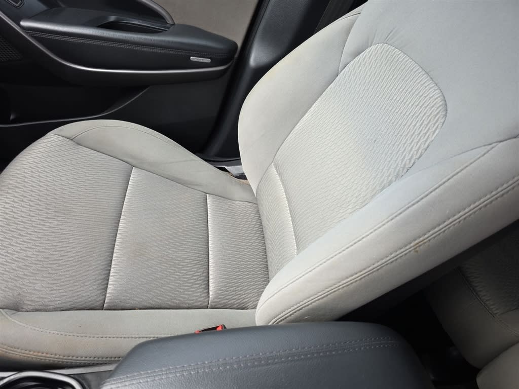 Thumbnail: 2014 Hyundai Santa Fe - 27