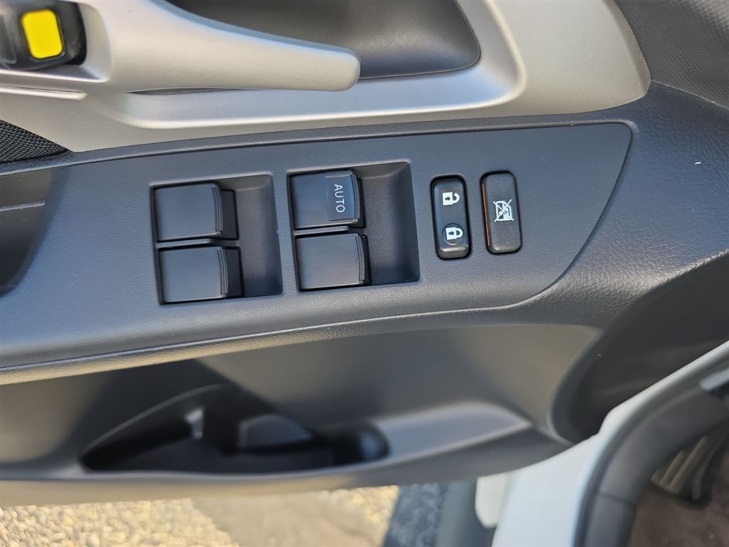 Thumbnail: 2009 Pontiac Vibe - 23
