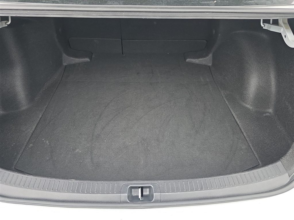 Thumbnail: 2024 Toyota Corolla - 16