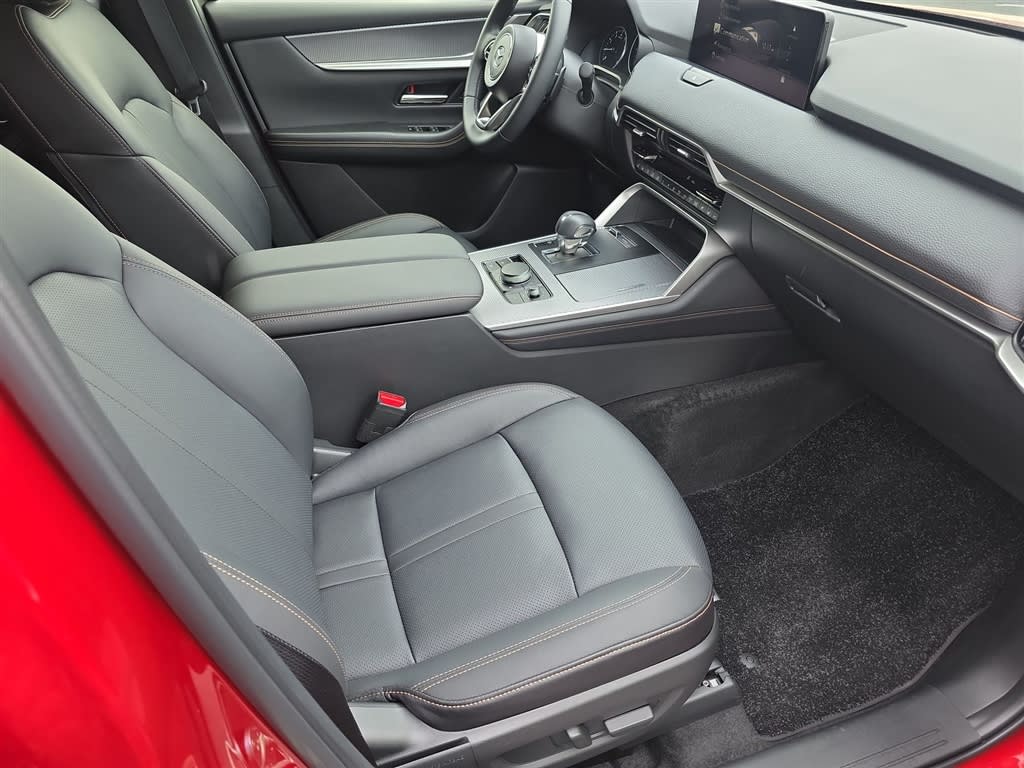 Thumbnail: 2026 Mazda CX-70 - 10