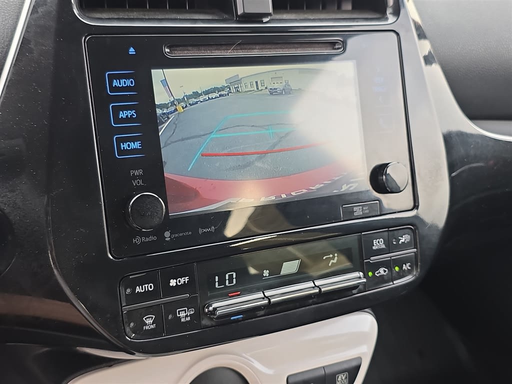 Thumbnail: 2017 Toyota Prius - 24