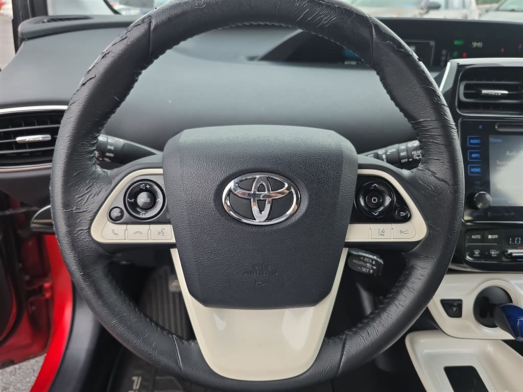 Thumbnail: 2017 Toyota Prius - 2