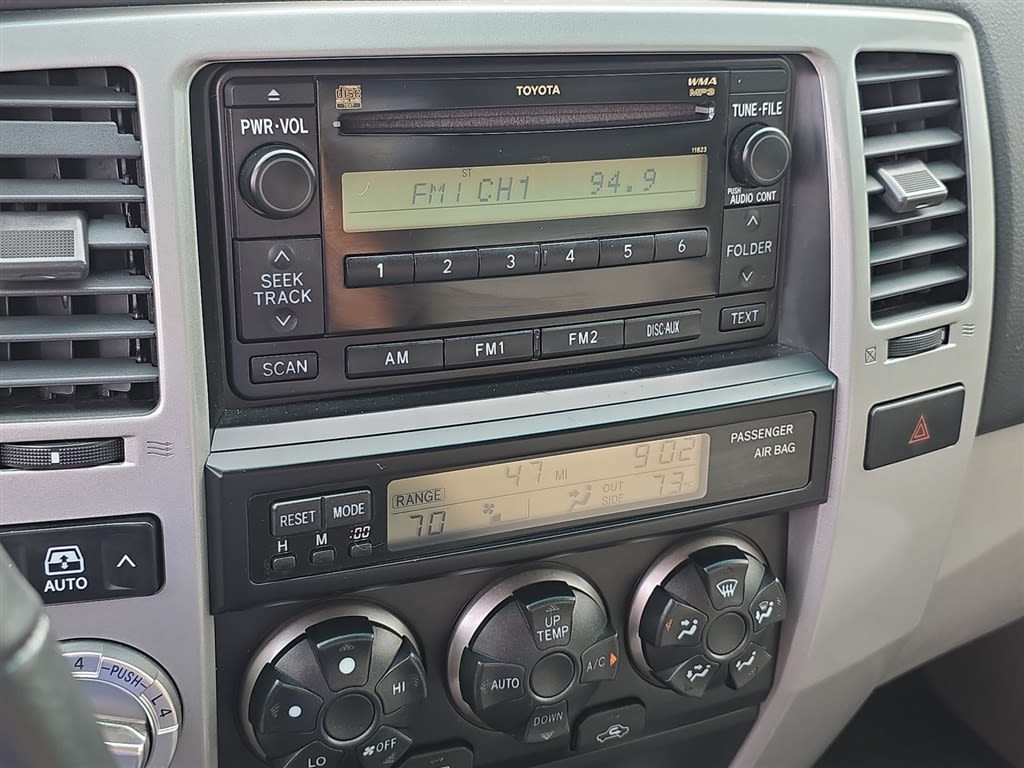 Thumbnail: 2008 Toyota 4Runner - 13