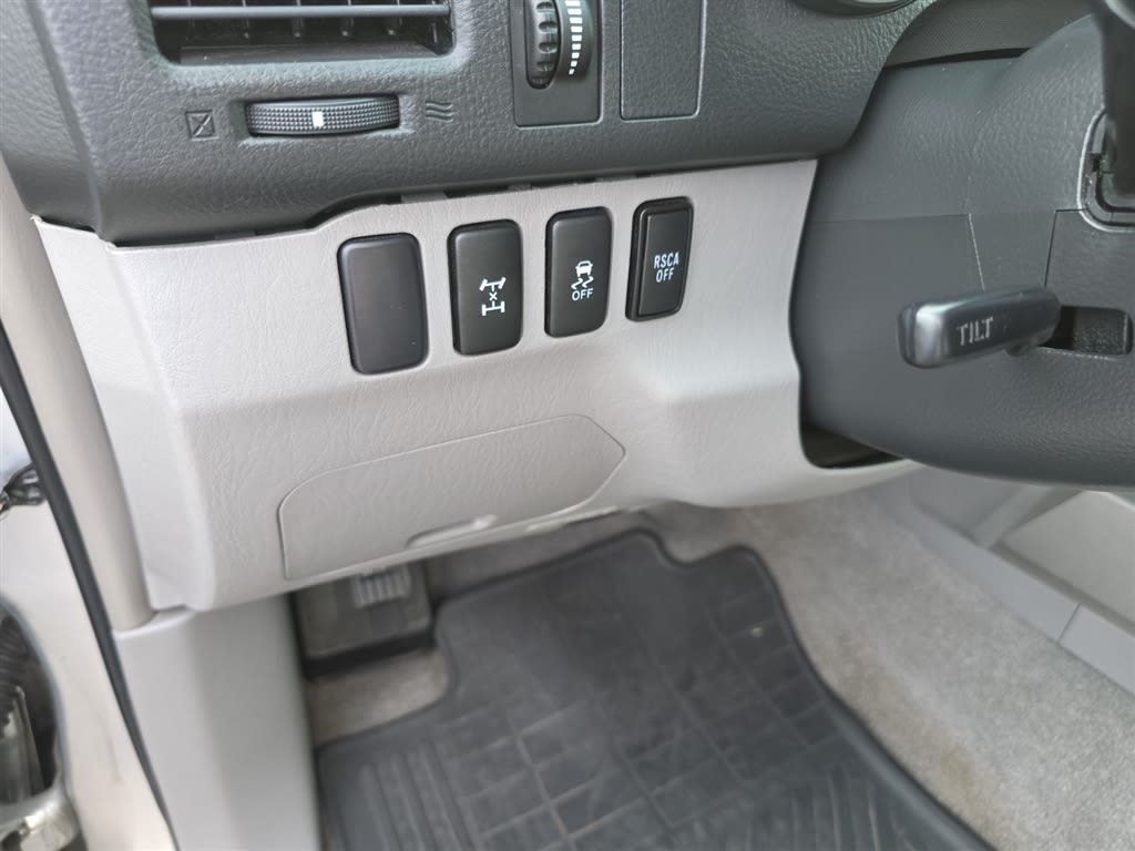 Thumbnail: 2008 Toyota 4Runner - 22