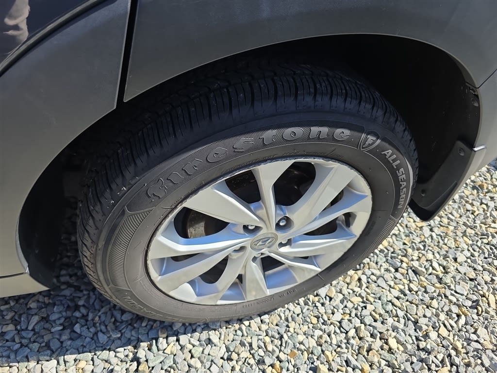 Thumbnail: 2021 Hyundai Tucson - 3