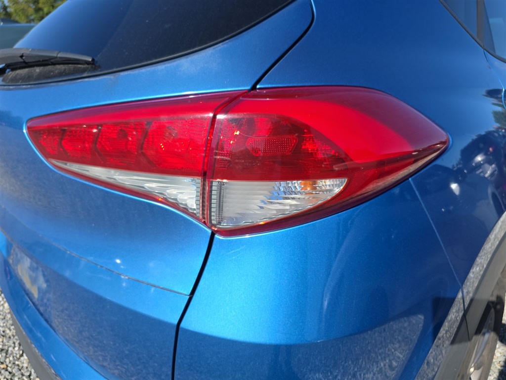 Thumbnail: 2018 Hyundai Tucson - 9