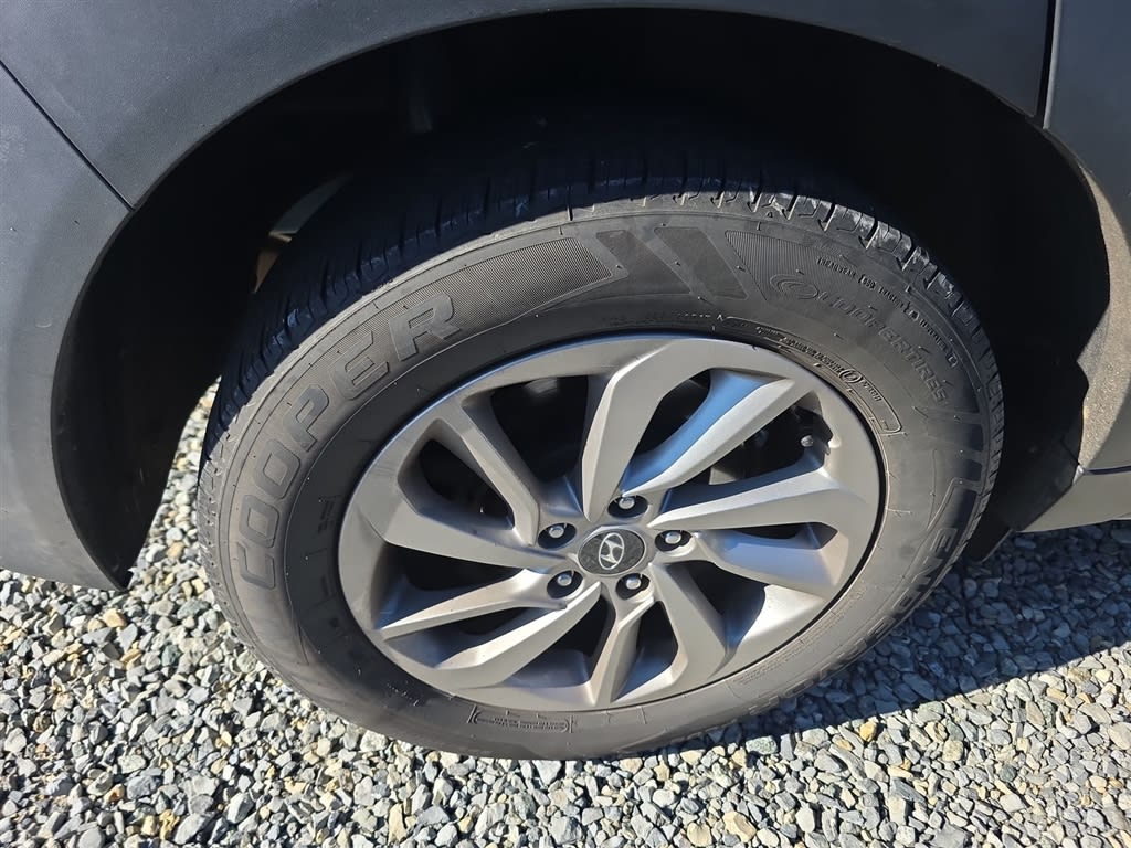 Thumbnail: 2018 Hyundai Tucson - 8