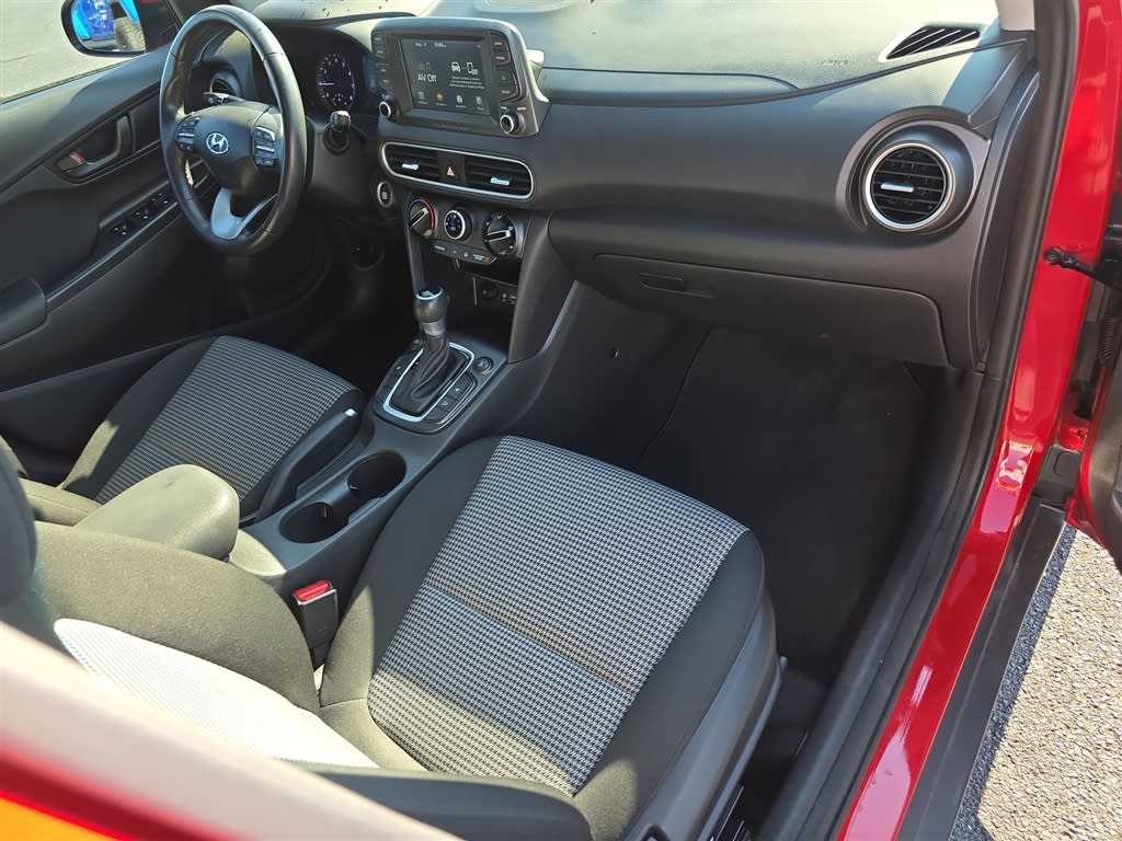 Thumbnail: 2020 Hyundai Kona - 10