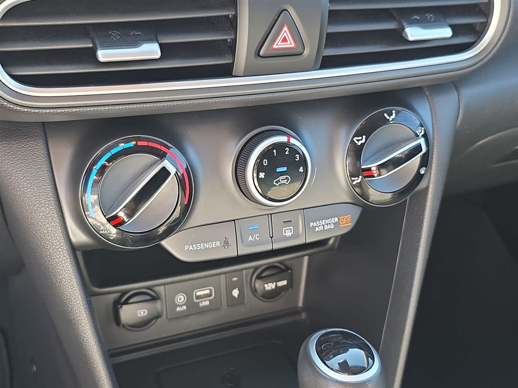 Thumbnail: 2020 Hyundai Kona - 26