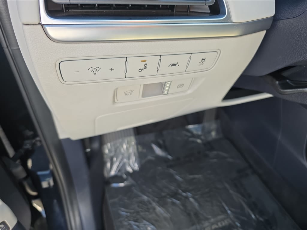 Thumbnail: 2021 Hyundai Palisade - 20