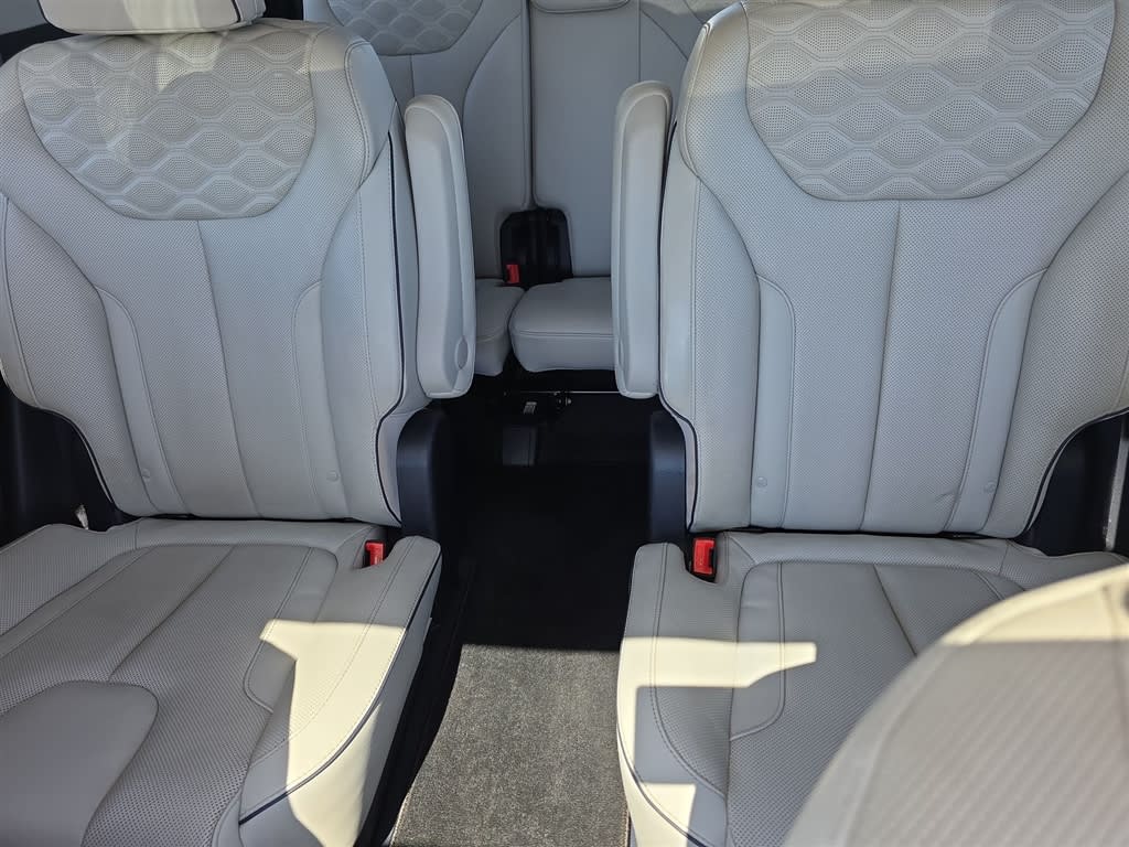 Thumbnail: 2021 Hyundai Palisade - 21