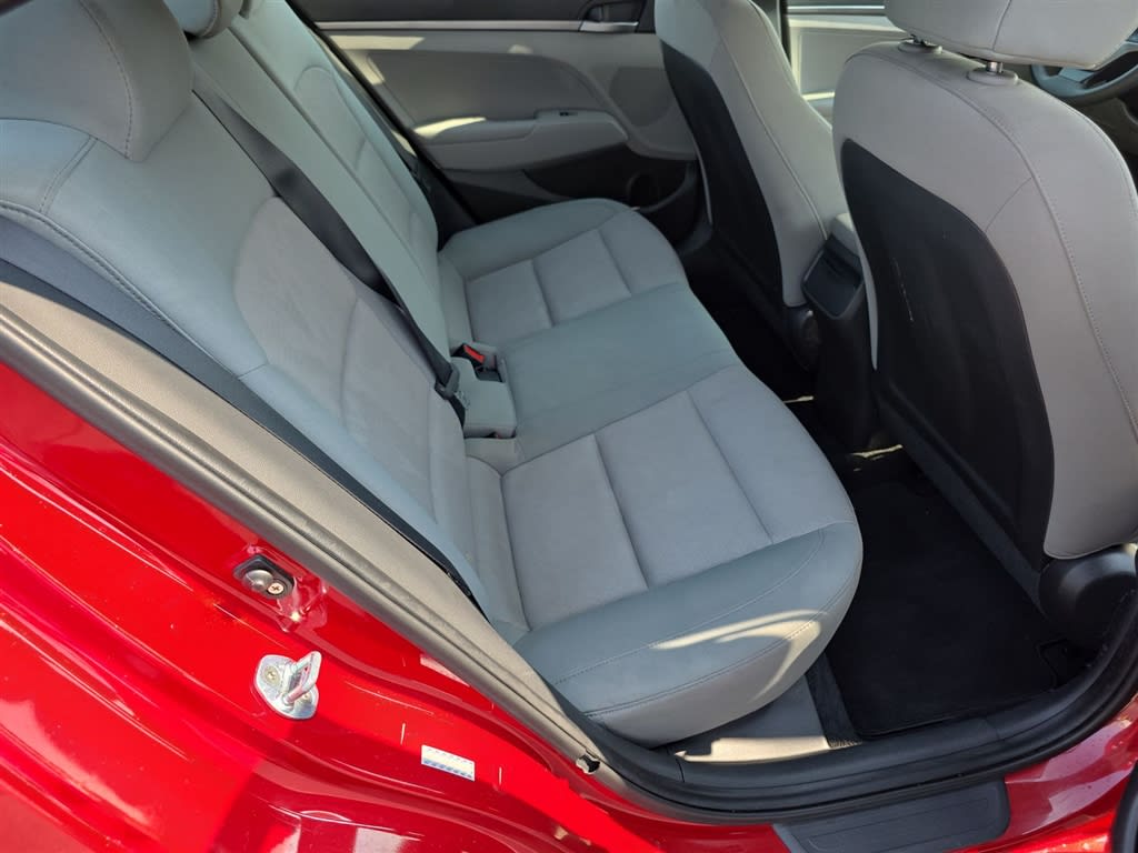 Thumbnail: 2017 Hyundai Elantra - 12