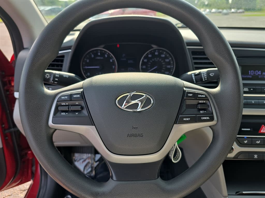 Thumbnail: 2017 Hyundai Elantra - 9