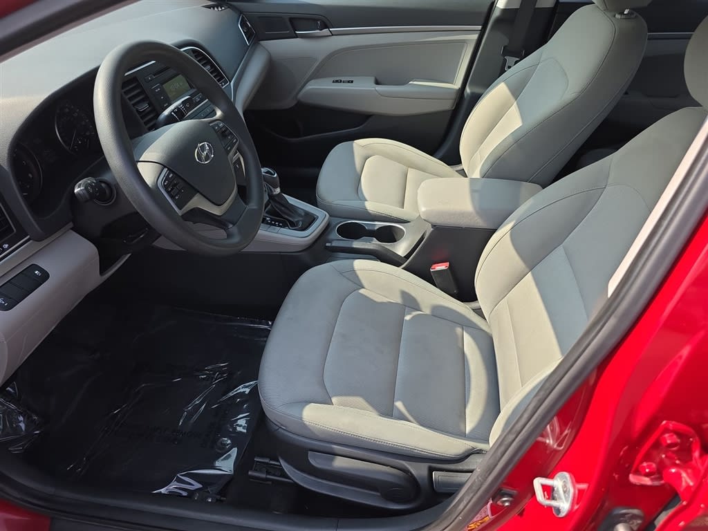 Thumbnail: 2017 Hyundai Elantra - 11