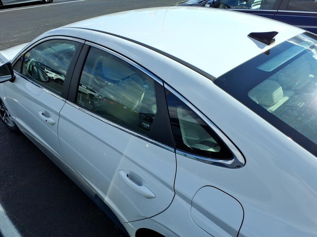 Thumbnail: 2023 Hyundai Sonata - 10