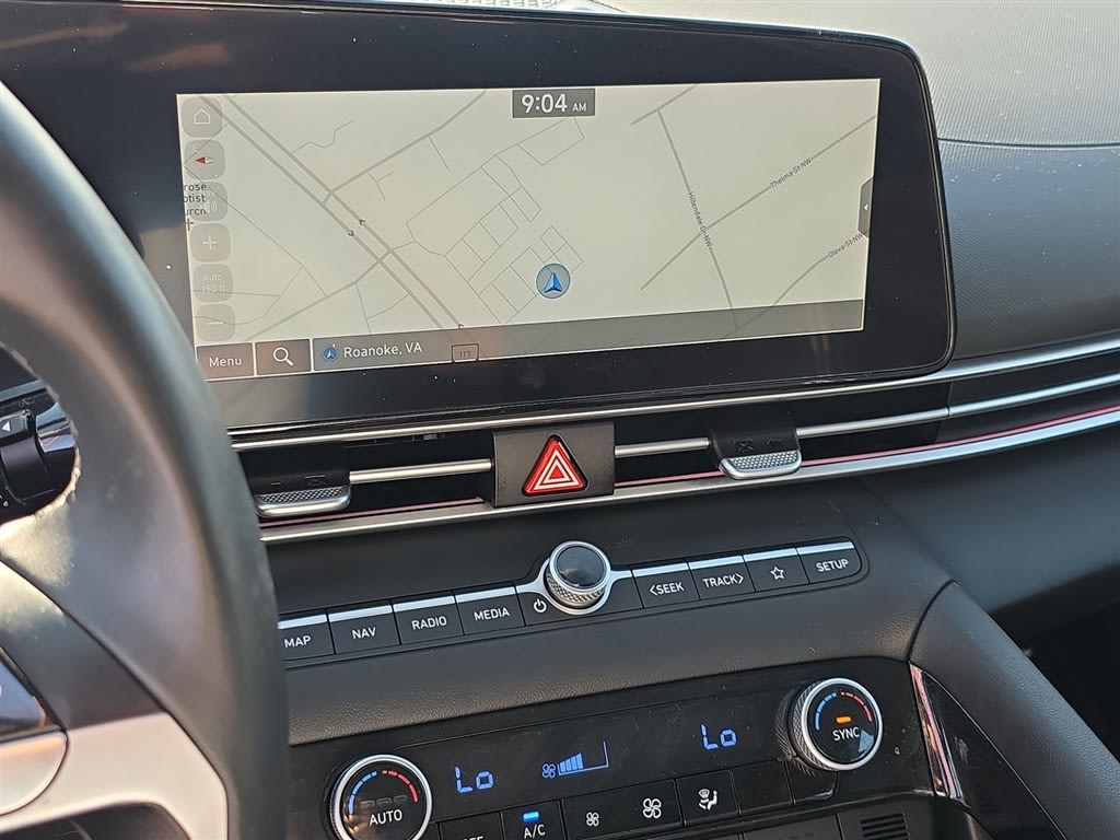 Thumbnail: 2024 Hyundai Elantra - 11