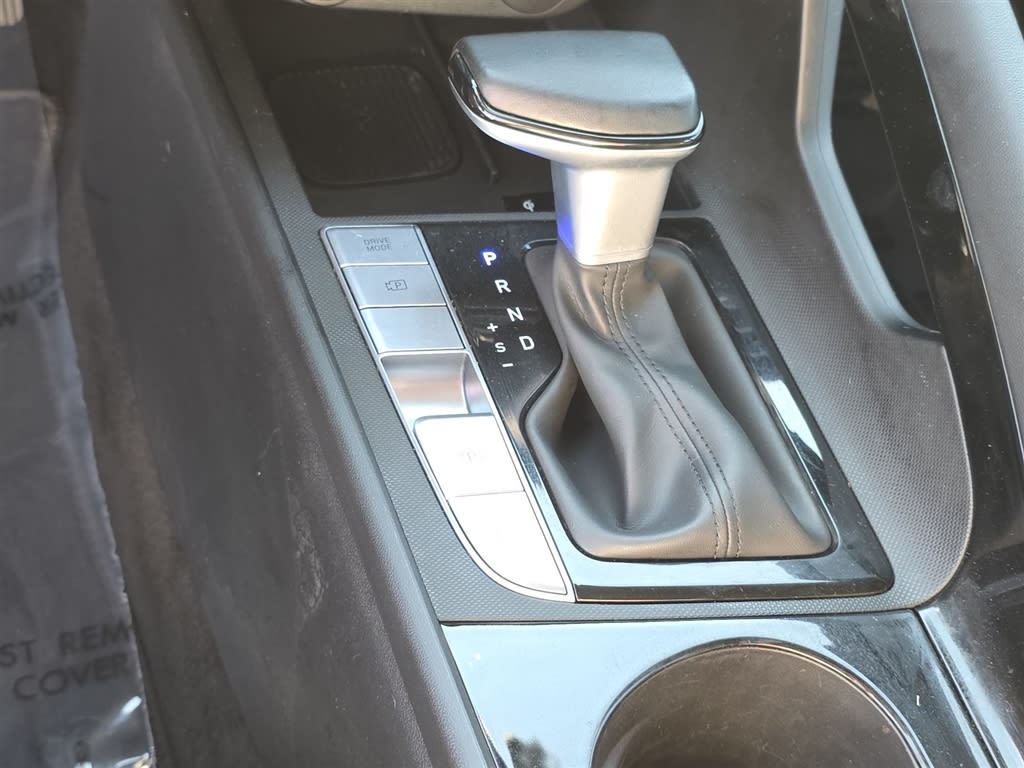 Thumbnail: 2024 Hyundai Elantra - 12