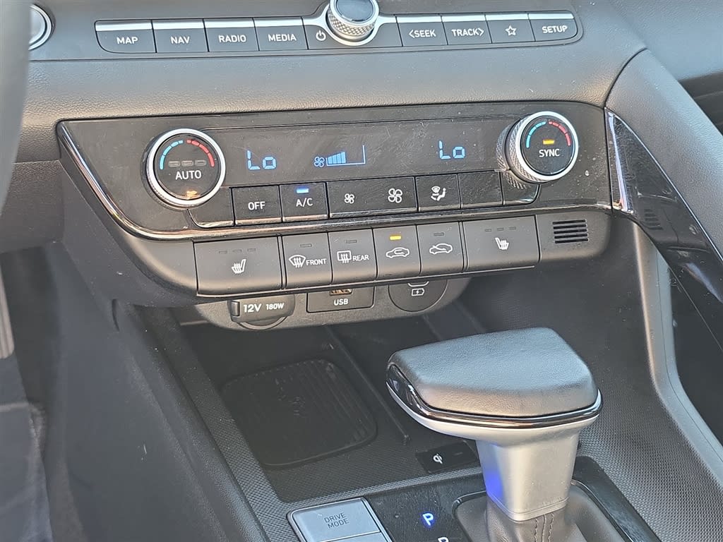 Thumbnail: 2024 Hyundai Elantra - 27