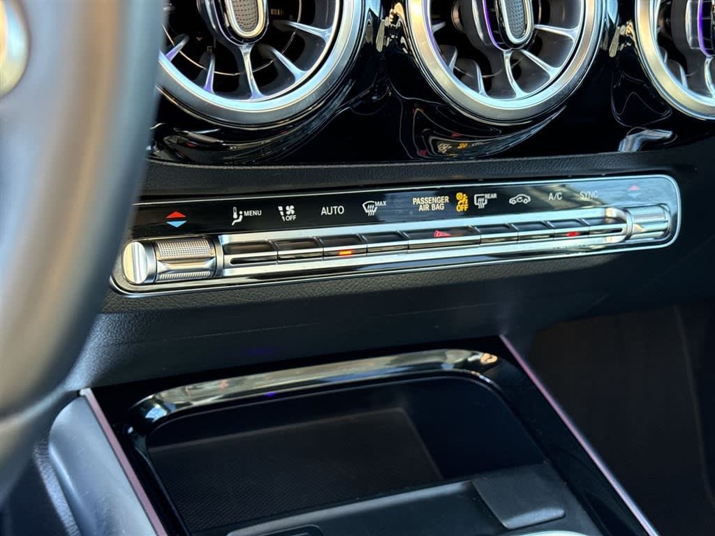 Thumbnail: 2023 Mercedes-Benz GLA - 26