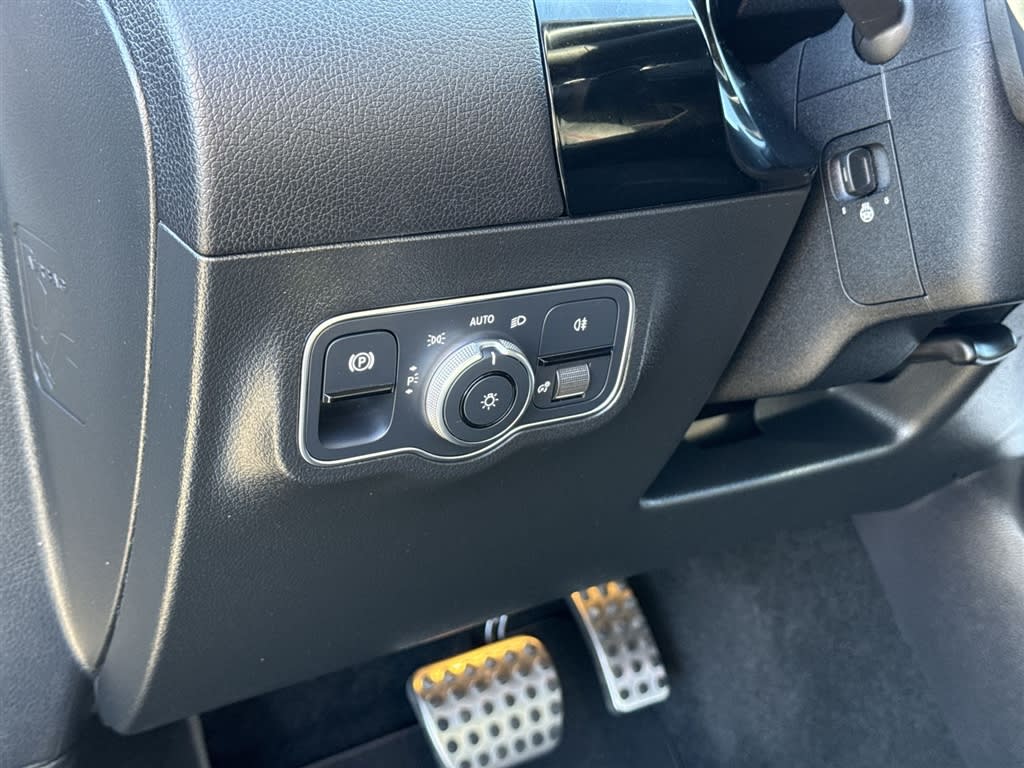 Thumbnail: 2023 Mercedes-Benz GLA - 28