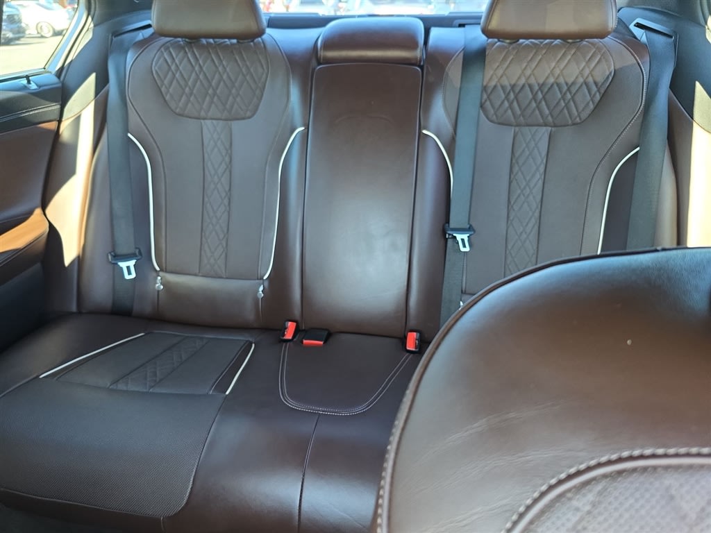 Thumbnail: 2017 BMW 7 Series - 22