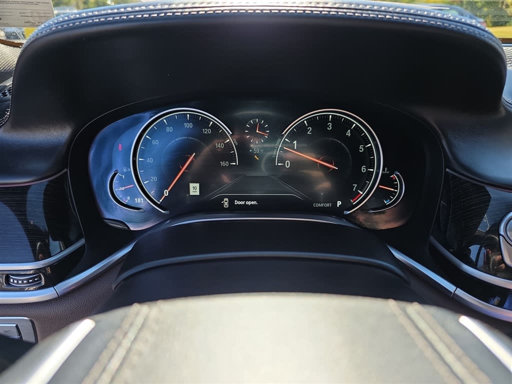 Thumbnail: 2017 BMW 7 Series - 15