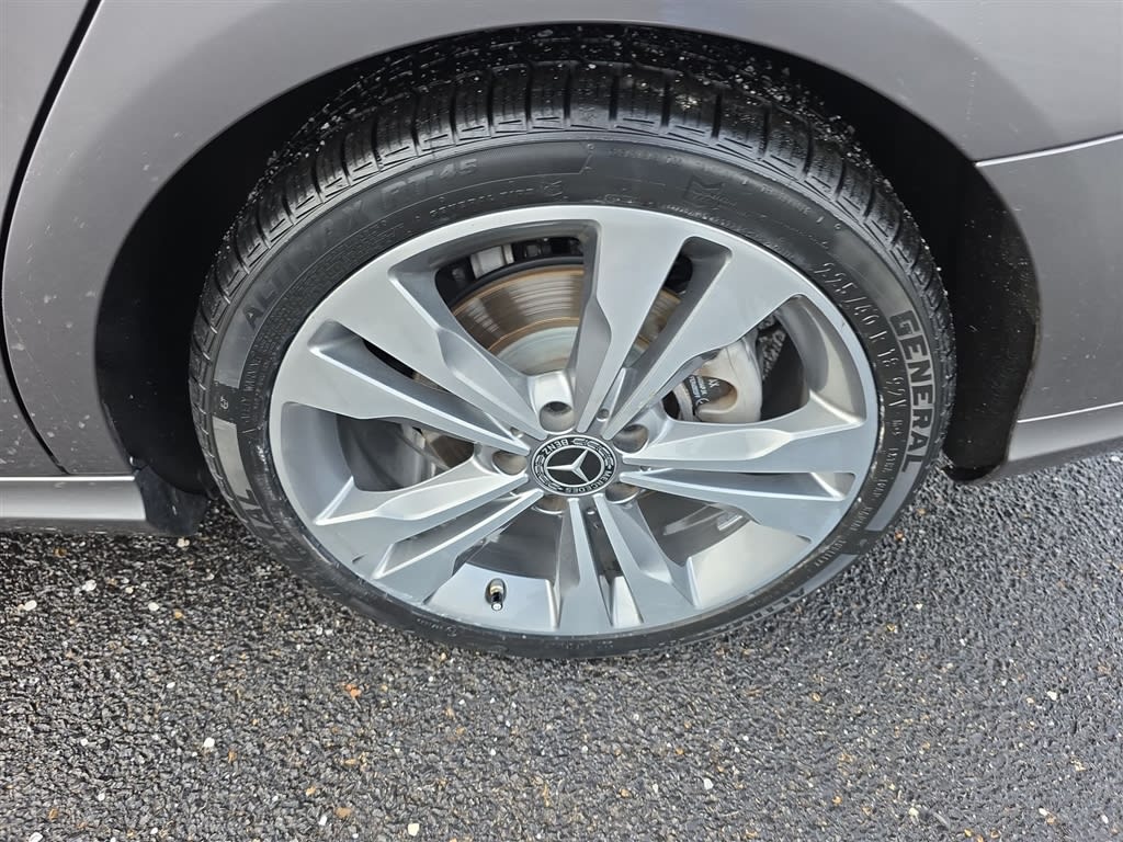 Thumbnail: 2019 Mercedes-Benz CLA - 8