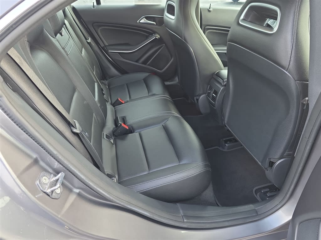 Thumbnail: 2019 Mercedes-Benz CLA - 12