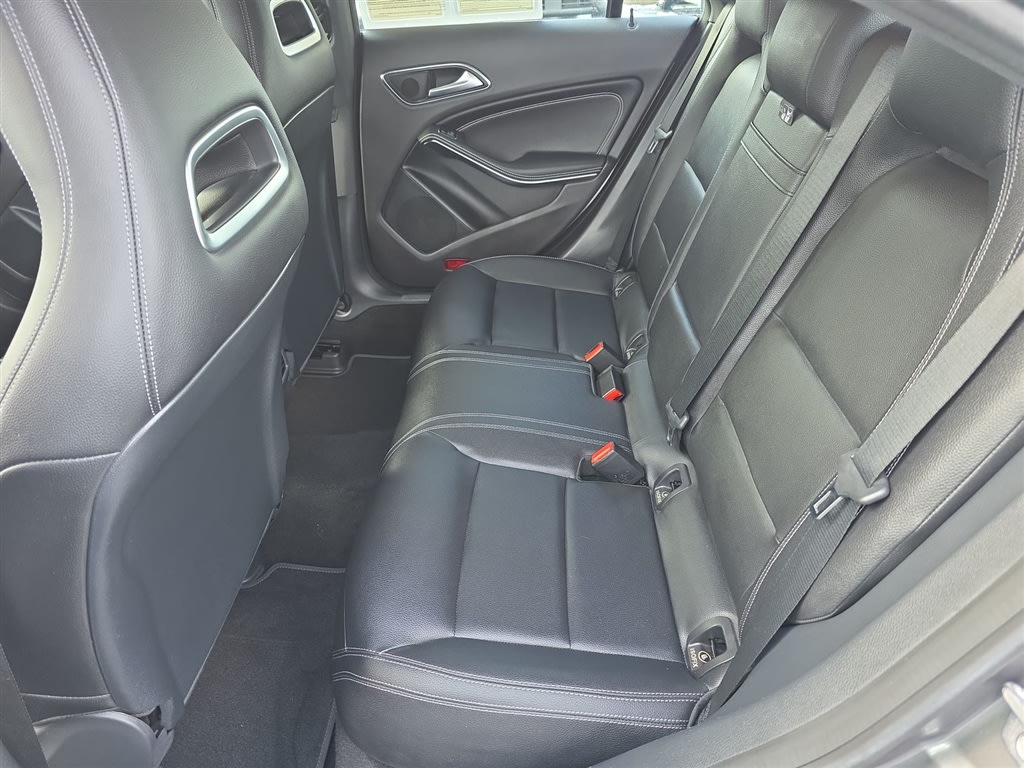 Thumbnail: 2019 Mercedes-Benz CLA - 21