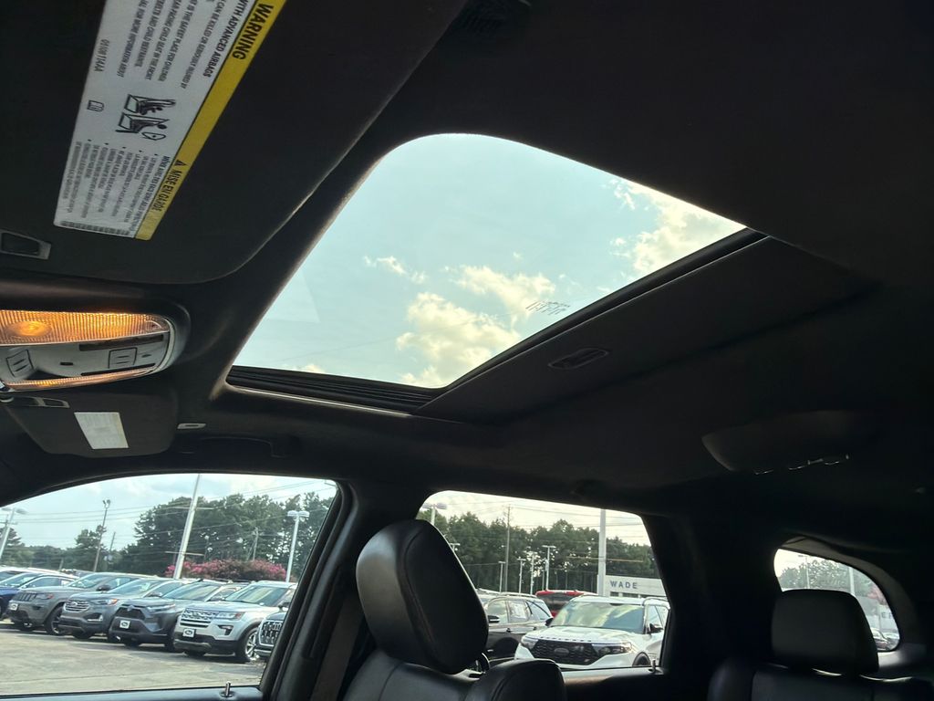 Thumbnail: 2021 Dodge Durango - 33