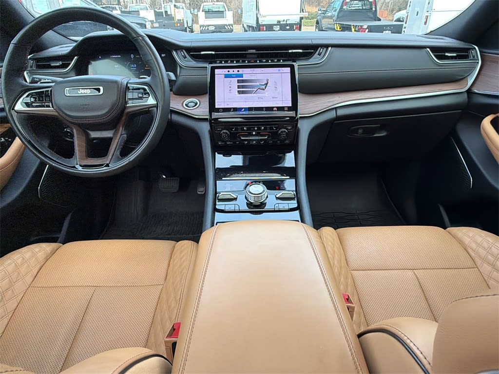 Thumbnail: 2023 Jeep Grand Cherokee - 7