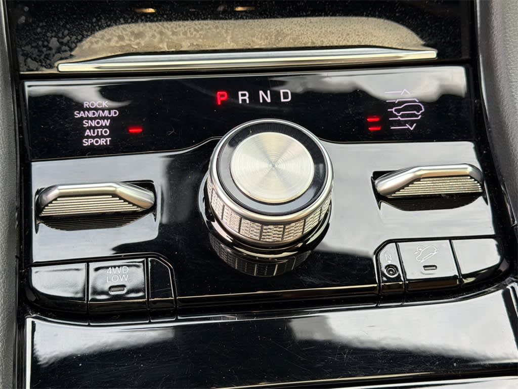 Thumbnail: 2023 Jeep Grand Cherokee - 32