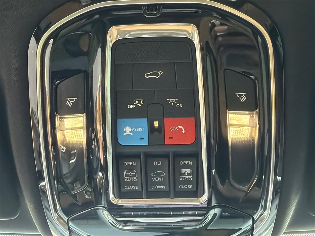 Thumbnail: 2023 Jeep Grand Cherokee - 34