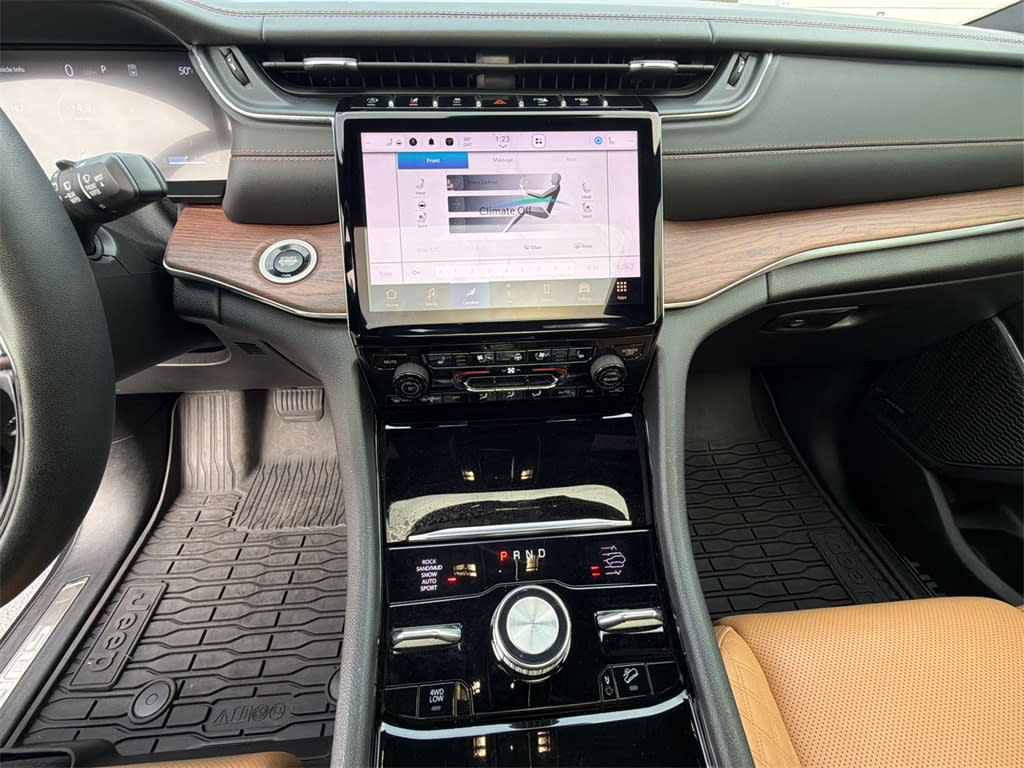 Thumbnail: 2023 Jeep Grand Cherokee - 28