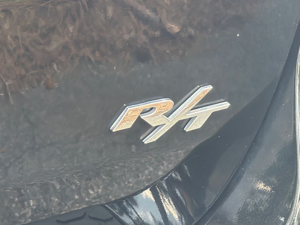 Thumbnail: 2022 Dodge Durango - 13