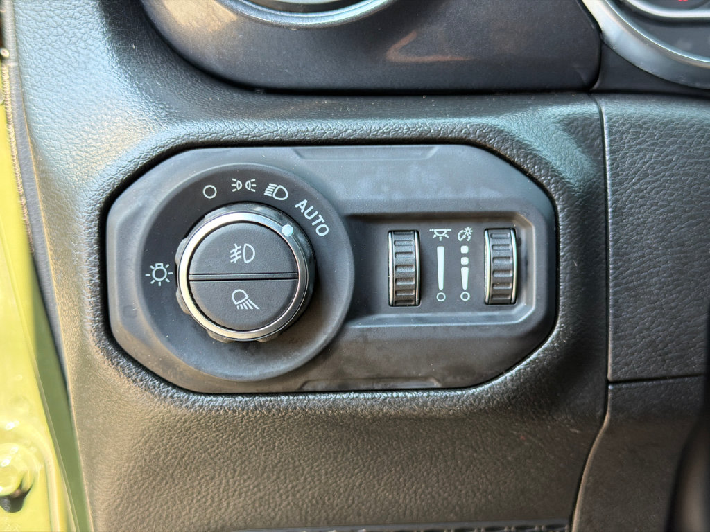 Thumbnail: 2022 Jeep Gladiator - 39