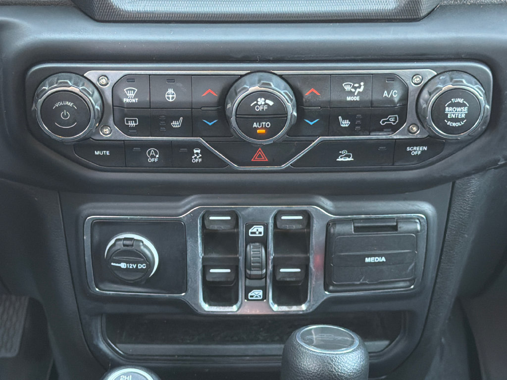 Thumbnail: 2022 Jeep Gladiator - 36