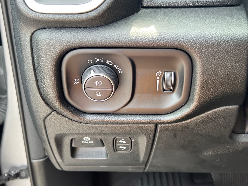 Thumbnail: 2022 RAM 1500 - 31