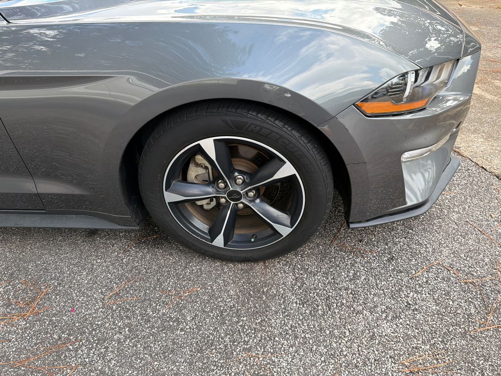 Thumbnail: 2022 Ford Mustang - 4