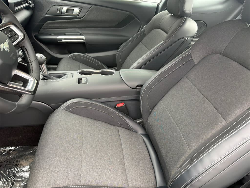 Thumbnail: 2026 Ford Mustang - 9