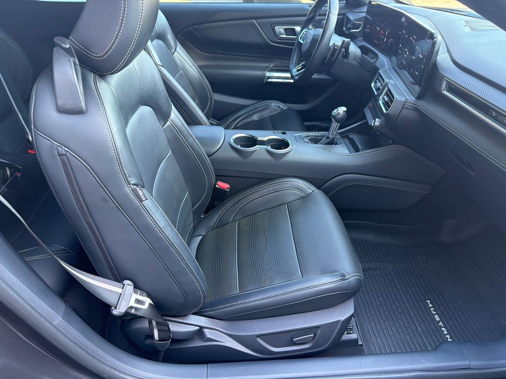 Thumbnail: 2024 Ford Mustang - 10