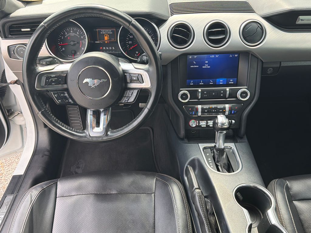 Thumbnail: 2022 Ford Mustang - 8