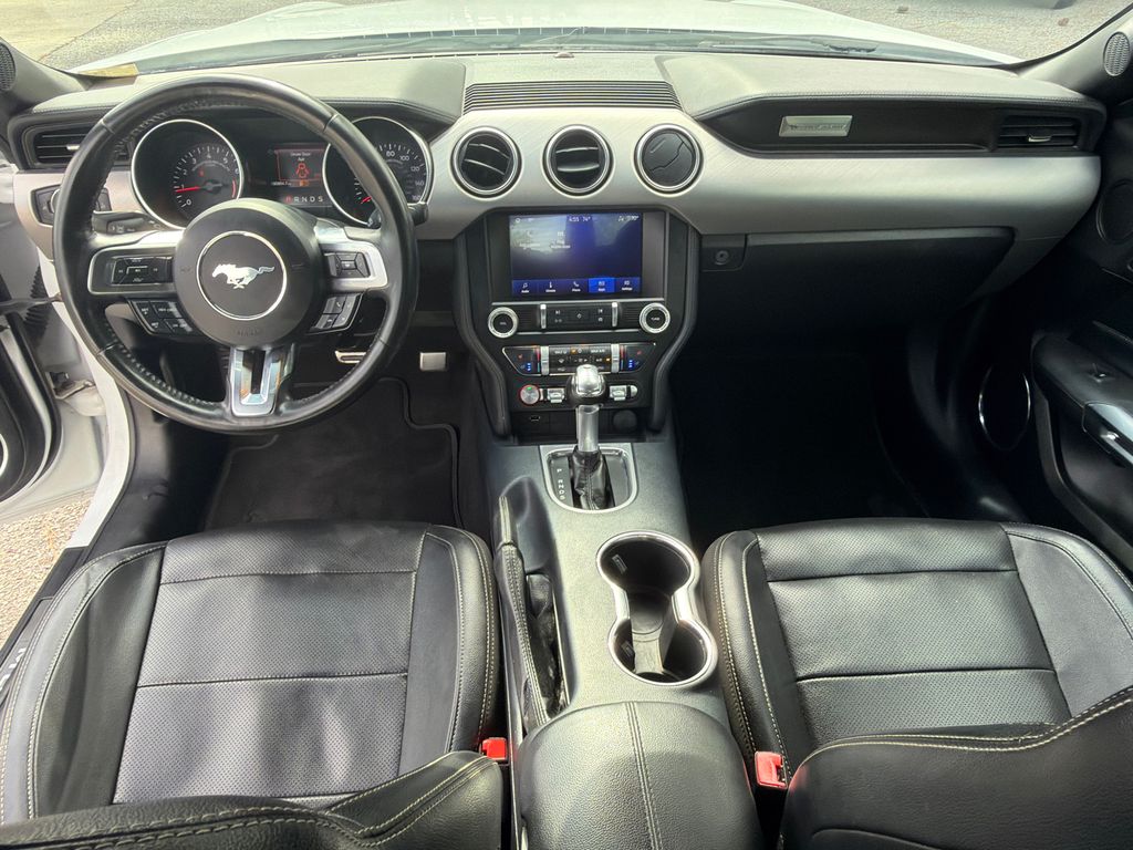 Thumbnail: 2022 Ford Mustang - 2
