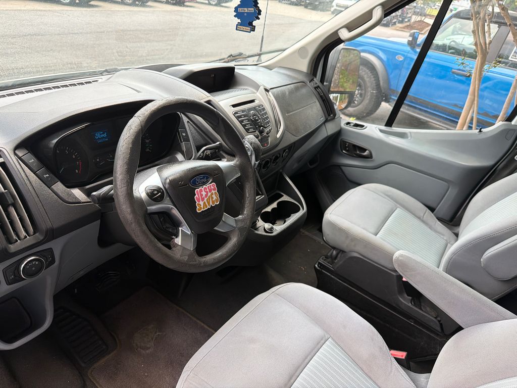 Thumbnail: 2017 Ford Transit Series - 2