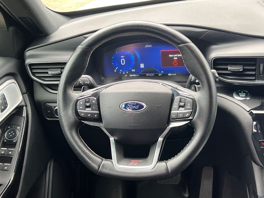Thumbnail: 2021 Ford Explorer - 8