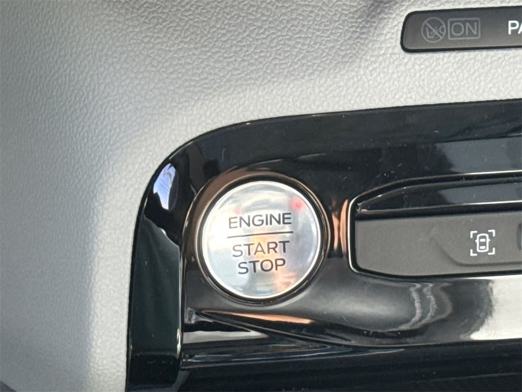 Thumbnail: 2025 Ford Escape - 31