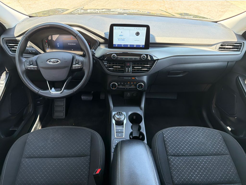 Thumbnail: 2024 Ford Escape - 8