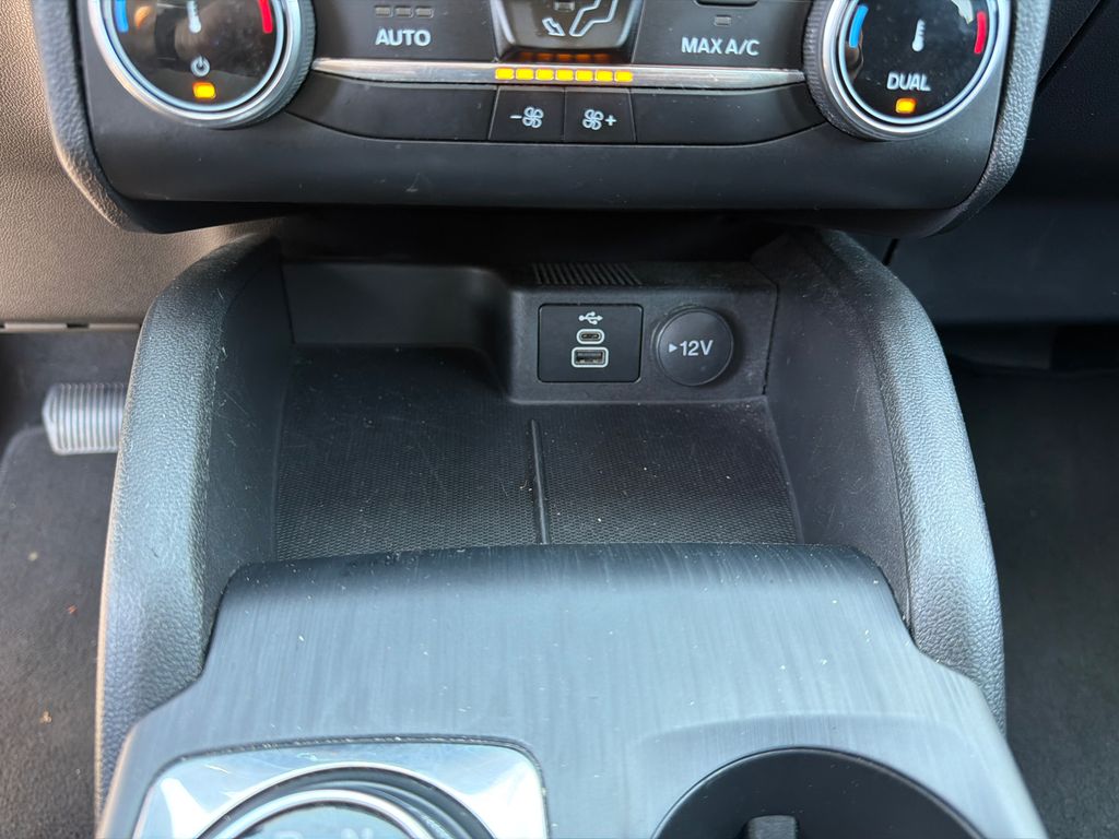 Thumbnail: 2024 Ford Escape - 30