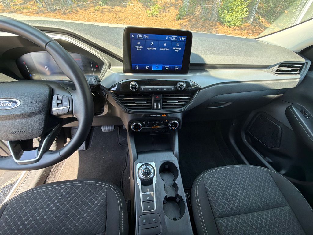 Thumbnail: 2024 Ford Escape - 27