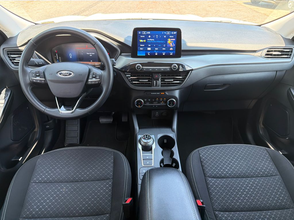Thumbnail: 2024 Ford Escape - 8